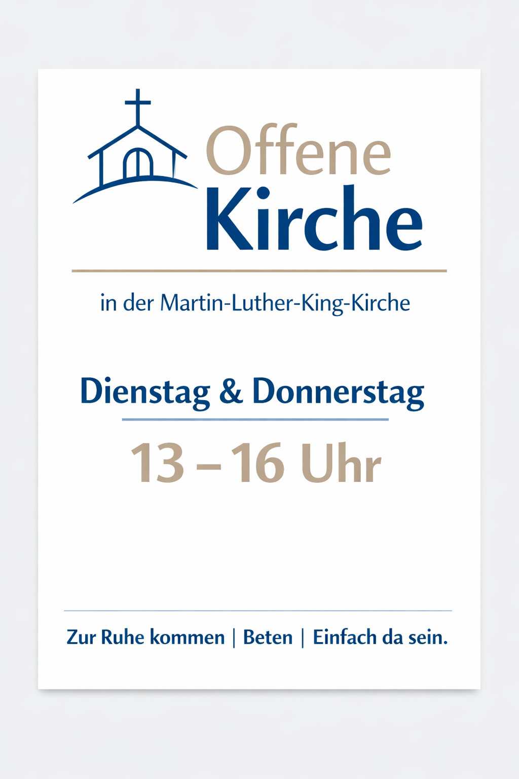 Plakat mit den Öffnungszeiten der offenen Kirche